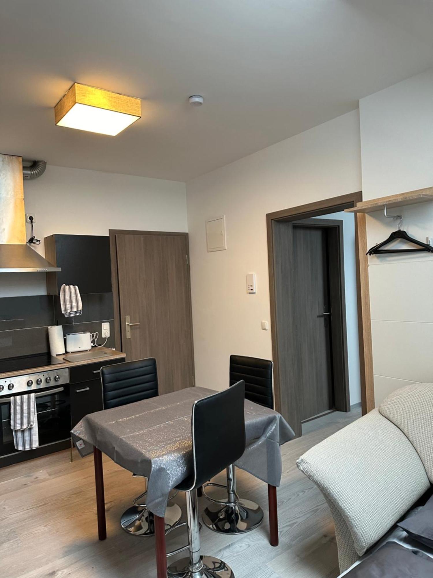 Zwillinge Ferienwohnung Am Markt Finkenburg Exterior foto